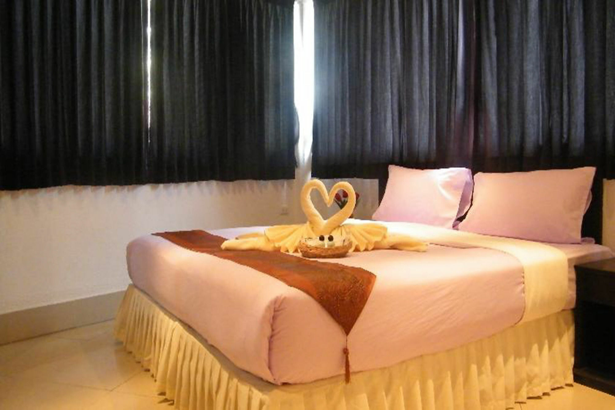 Oyo 835 Koh Chang Luxury Hotel Екстериор снимка