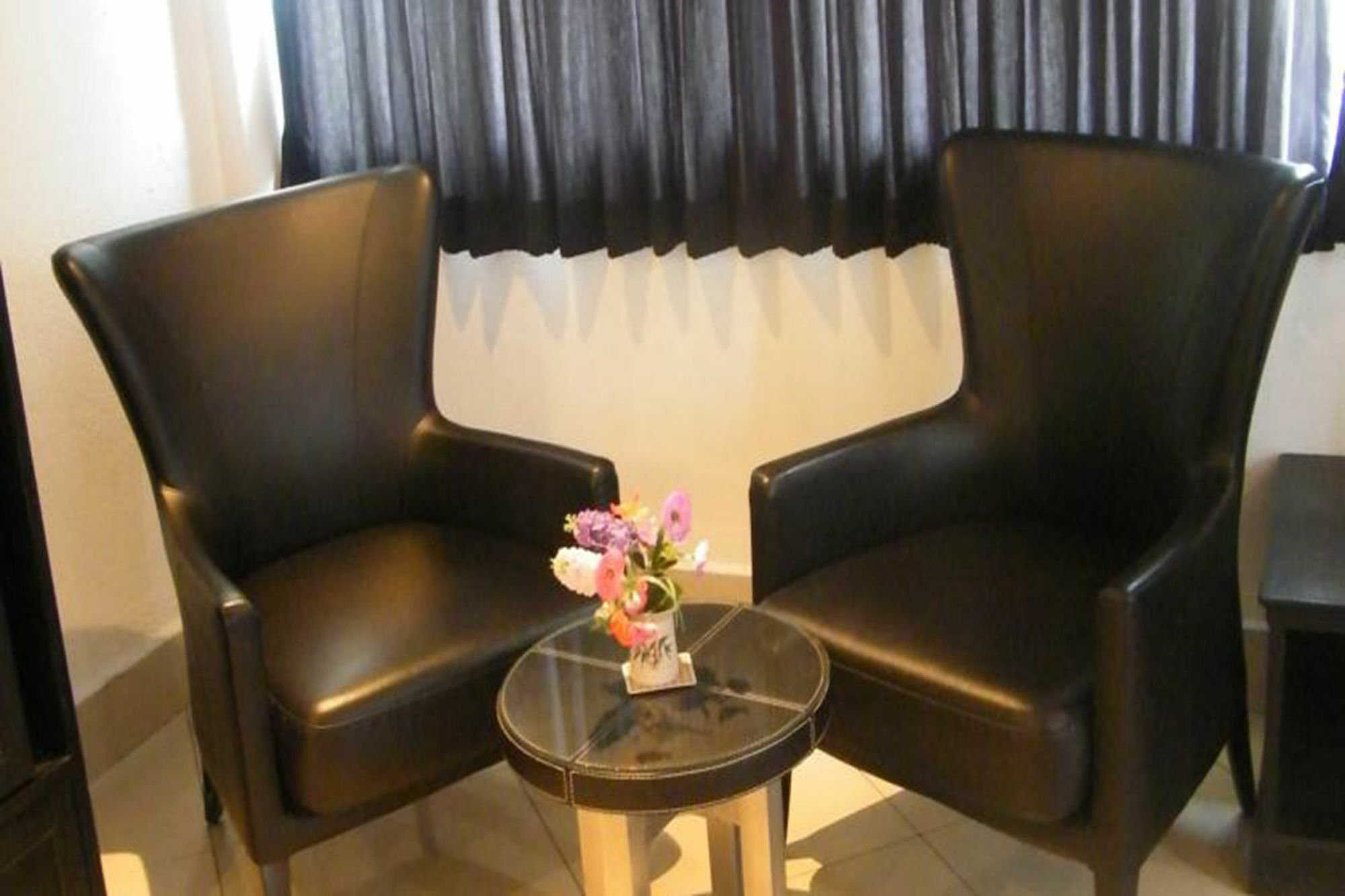 Oyo 835 Koh Chang Luxury Hotel Екстериор снимка
