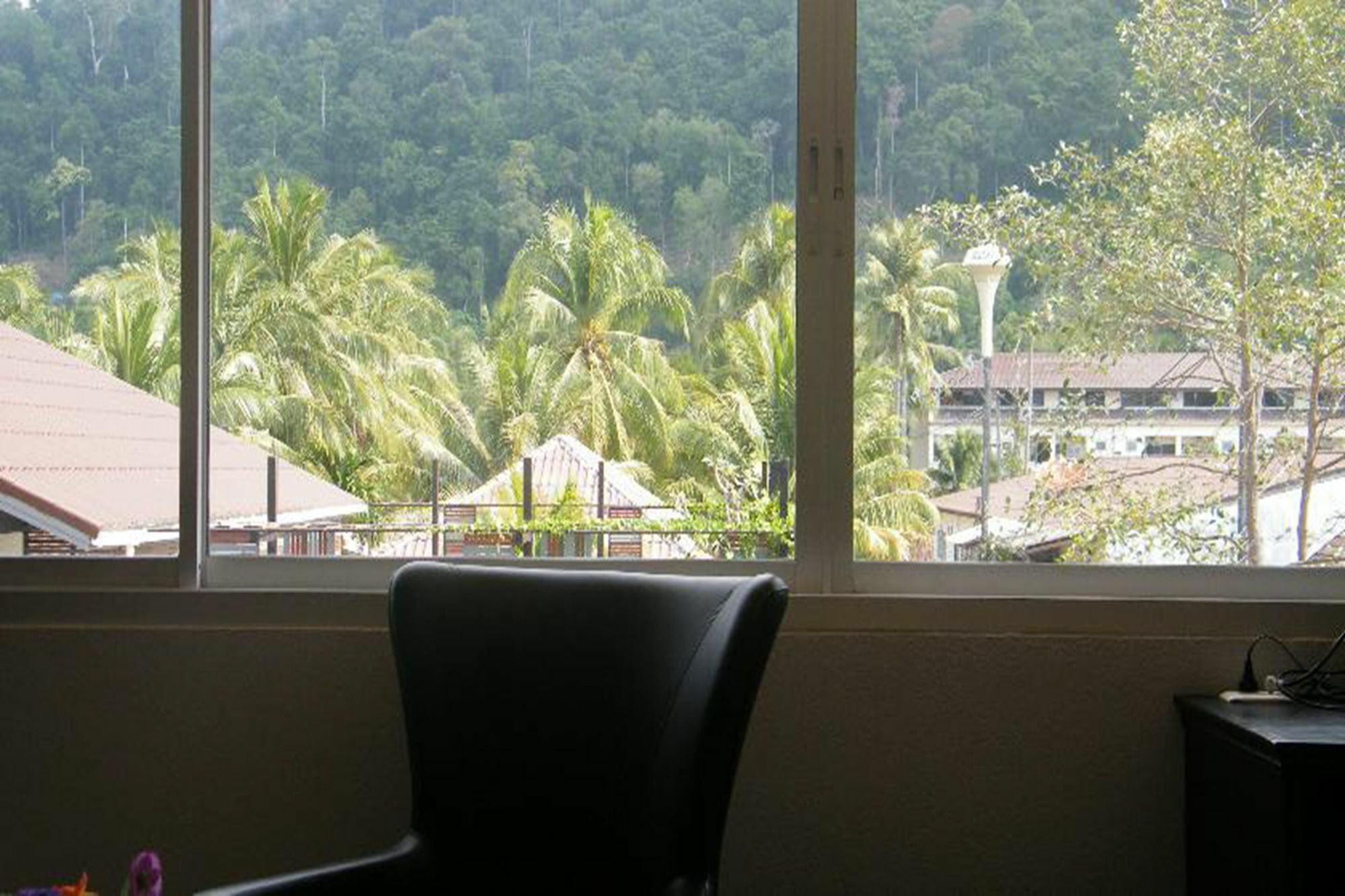 Oyo 835 Koh Chang Luxury Hotel Екстериор снимка